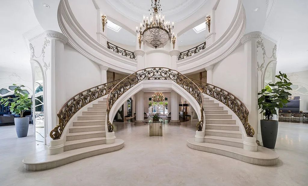 staircase inside mariag carey beverly hills escape