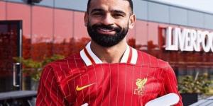 محمد صلاح يحصد جائزة لاعب الشهر في ليفربول - بوابة فكرة وي