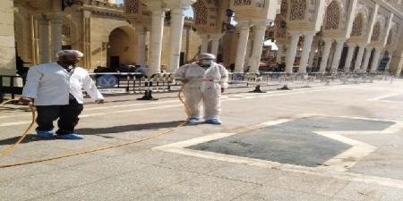 عقب انتهاء احتفالات مولد البدوي.. أعمال نظافة وتطهير بمحيط المسجد الأحمدي بطنطا ورفع 1000طن مخلفات - بوابة فكرة وي