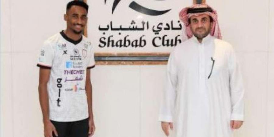 تفاصيل انتقال لاعب الشباب متعب الحربي إلى نادي النصر - بوابة فكرة وي