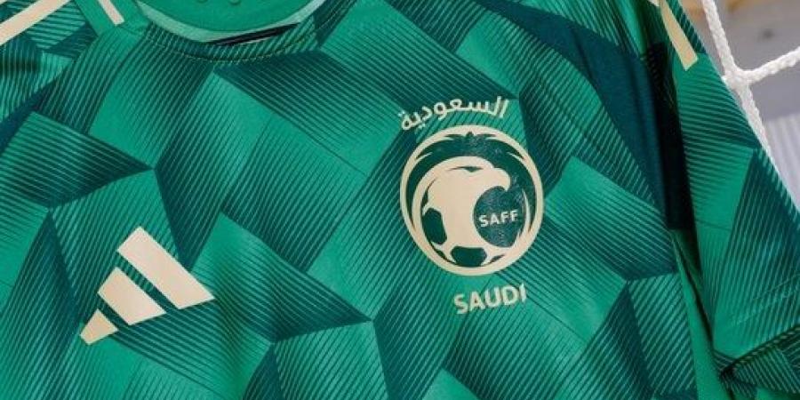 نيوم تلهم الأخضر.. الكشف عن القميص الجديد لمنتخب السعودية - بوابة فكرة وي