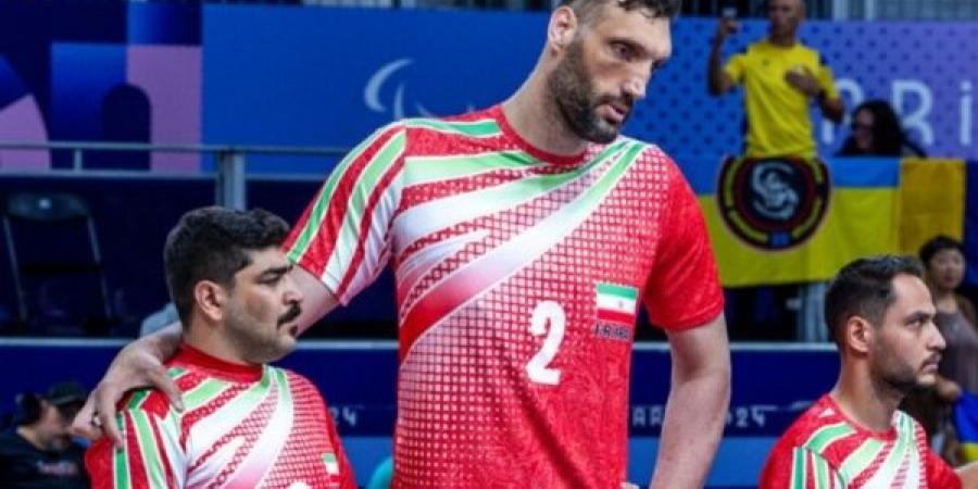 الالعاب البارالمبية : اطول بارالمبي في التاريخ يقود منتخب ايران الى نصف نهائي كرة الطائرة جلوس - بوابة فكرة وي