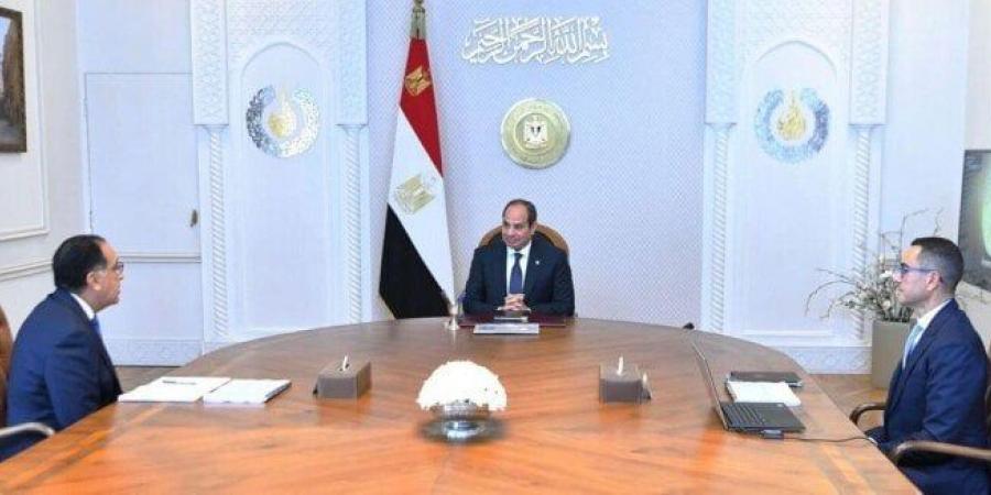 الرئيس السيسي يوجه باستمرار التوسع في منح الرخصة الذهبية للمستثمرين - بوابة فكرة وي