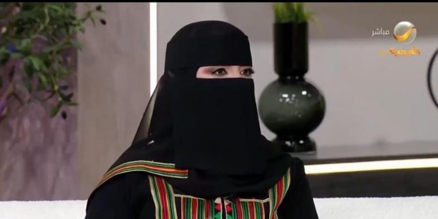 خبيرة المظهر منيرة العبدالله تعلّق على أزياء بعض المشاهير - بوابة فكرة وي