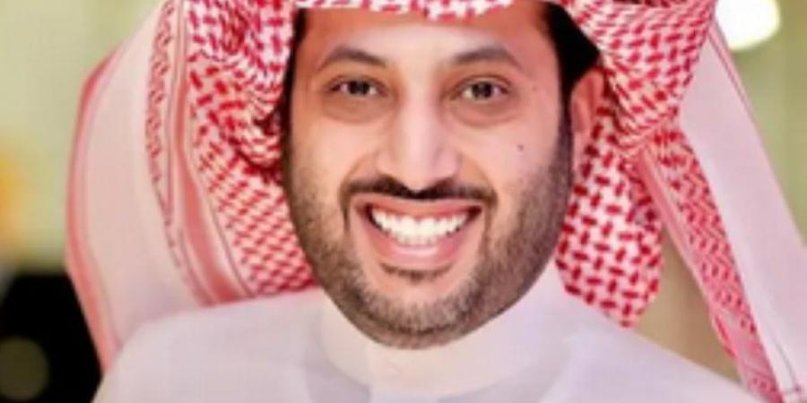 آل الشيخ يتصدر قائمة الأشخاص الأكثر تأثيراً في الملاكمة والفنون القتالية المختلطة - بوابة فكرة وي