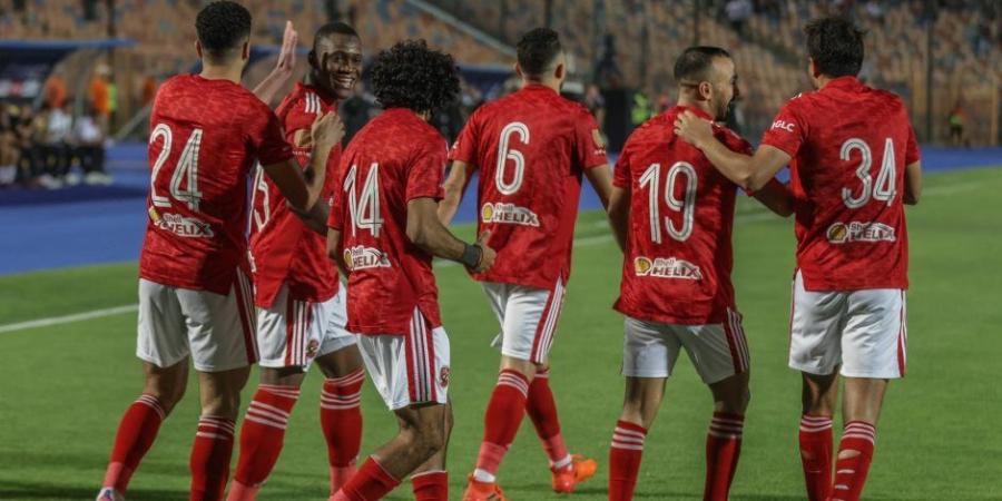 قبل المواجهة الحاسمة .. الأهلي يحفز اللاعبين بالمكافآت للتتويج بالسوبر الأفريقى أمام الزمالك - بوابة فكرة وي