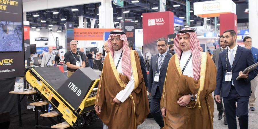 "الخريف" يطّلع على أحدث تقنيات التعدين في معرض "MINExpo" بلاس فيغاس - بوابة فكرة وي