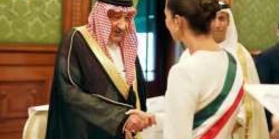 نيابة عن خادم الحرمين.. الخريجي يشارك في حفل مراسم تنصيب رئيسة المكسيك - بوابة فكرة وي