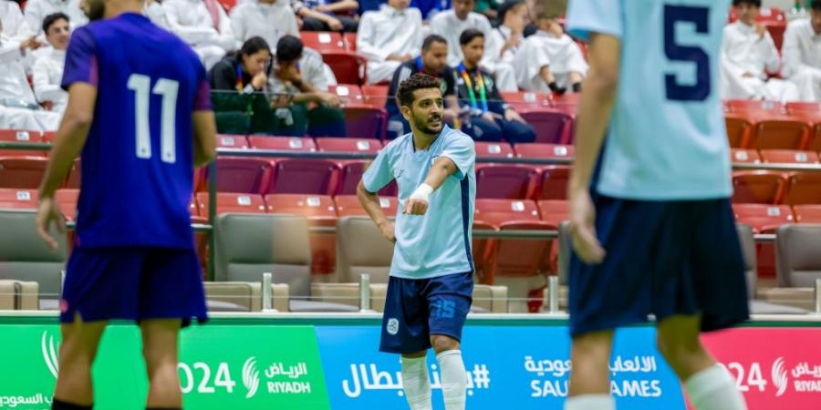 النصر والعرض يكسبان في قدم الصالات - بوابة فكرة وي